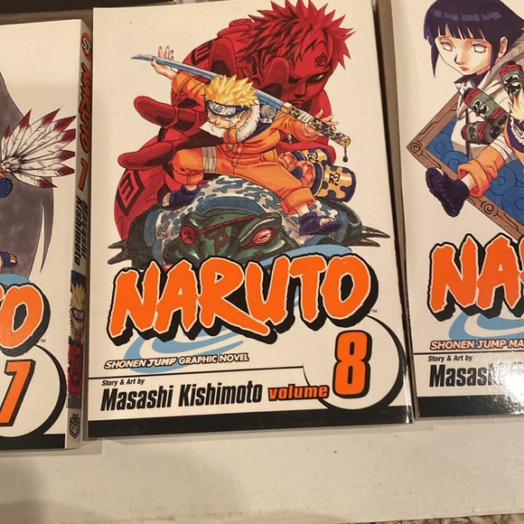 Naruto Graphic Novels, Volumes 1,2,5,6,7,8,9 - Picture 7 of 8